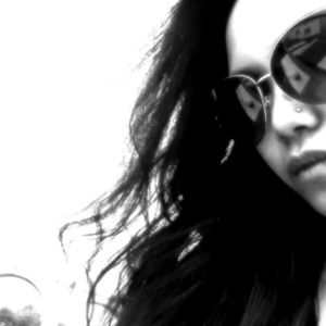 Meet your Posher, Sina